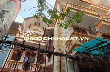 Bán nhà 113m, 3 tầng, mặt tiền 9m; ngõ 3m; giá chào 19,8 Tỷ